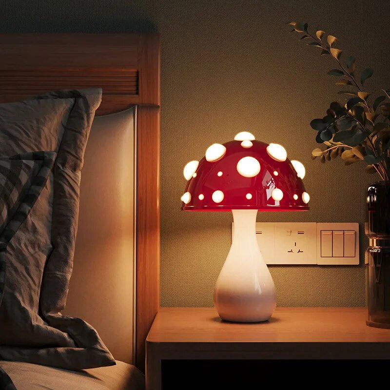 Amanita Mushroom Lamp with LED Tricolored Bulb AC or USB Warm Light Biomimetic Fly Agaric Desk Light for Livingroombedside Hotel