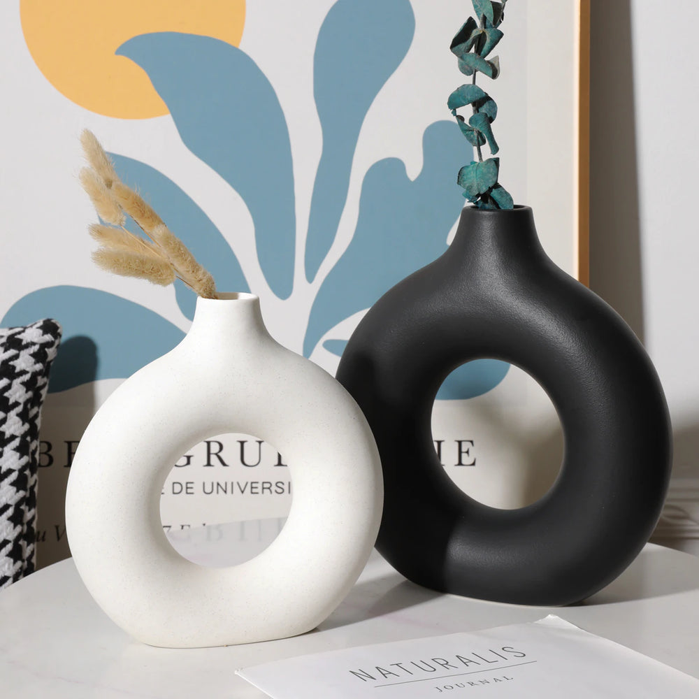 Nordic Vase Circular Hollow Ceramic Donuts Flower Pot Home Living Room Decoration Accessories Interior Office Desktop Decor Gift